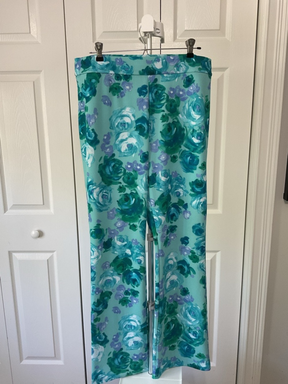 Isaac Mizrahi Floral Wide-Leg Pants in Aqua and Teal